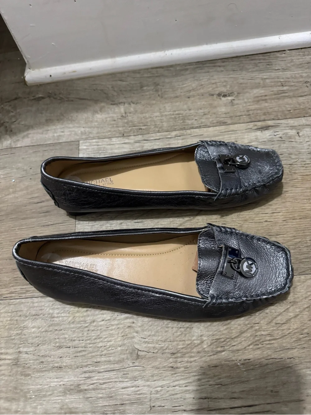 Michael Kors Loafers size 8 M Pair - Picture 3 of 11